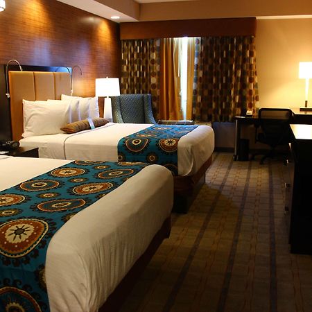Best Western Plus Miami Executive Airport Hotel And Suites Country Walk Exterior photo