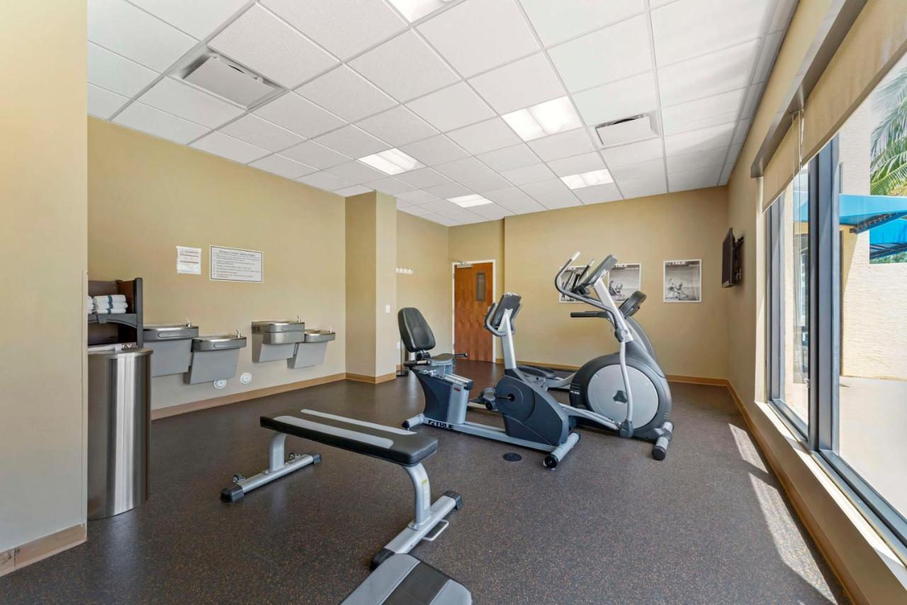 Best Western Plus Miami Executive Airport Hotel And Suites Country Walk Exterior photo